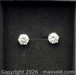 MaxSold Auction: 1CT White Moissanite Earrings W/GRAs - Oshawa (Ontario, Canada) SELLER MANAGED Downsizing Online Auction - Coyston Drive