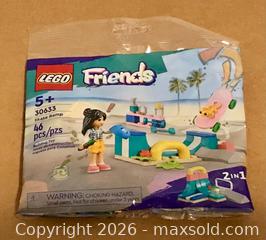 MaxSold Auction: Assorted Lego Polybags - Oshawa (Ontario, Canada) SELLER MANAGED Downsizing Online Auction - Coyston Drive