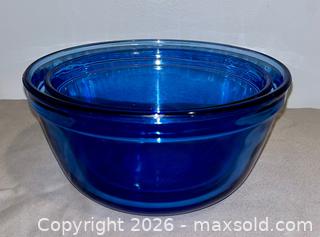 MaxSold Auction: Vintage Cobalt Blue Anchor Hawking Mixing Bowls - Oshawa (Ontario, Canada) SELLER MANAGED Downsizing Online Auction - Coyston Drive