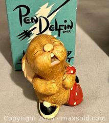MaxSold Auction: Vintage UK Pen Delfin Hand Painted Stonecraft Bunny Figures - Oshawa (Ontario, Canada) SELLER MANAGED Downsizing Online Auction - Coyston Drive