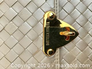 MaxSold Auction: Lot of 6 Handbags/Purses — Bottega Veneta, Salvatore Ferragamo, Crossi, Koret, Nancy Gonzalez, and other - Los Angeles (California, USA) PARTNER MANAGED Estate Sale Online Auction - Thurston Circle