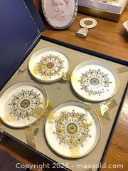 MaxSold Auction: Mixed Vintage Glassware, China, Sterling & Small Household Items - Los Angeles (California, USA) PARTNER MANAGED Estate Sale Online Auction - Thurston Circle