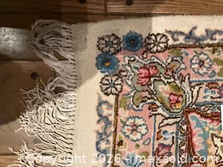 MaxSold Auction: Persian / Oriental Hand-Knotted Area Rug, 225 x 144 - Los Angeles (California, USA) PARTNER MANAGED Estate Sale Online Auction - Thurston Circle