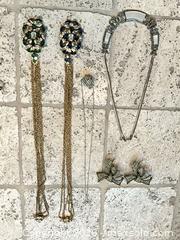 MaxSold Auction: Vintage Mid-Century Costume Jewelry Lot — Mixed Metals & Faux Pearls - Los Angeles (California, USA) PARTNER MANAGED Estate Sale Online Auction - Thurston Circle