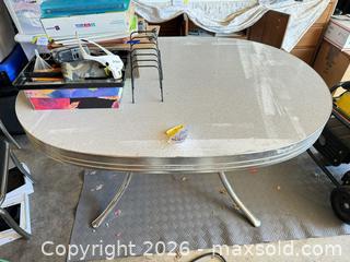 MaxSold Auction: 1950’s Style Dining Table  - Thousand Oaks (California, USA) PARTNER MANAGED Estate Sale Online Auction - Camino Roberto