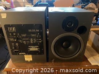 MaxSold Auction: 2 Event Electronics 20/20 Bas Biamplified Studio Monitor  - Thousand Oaks (California, USA) PARTNER MANAGED Estate Sale Online Auction - Camino Roberto