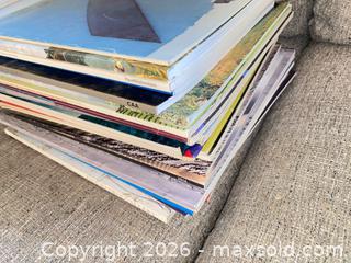 MaxSold Auction: Art, Design, & Photography Books and Magazines, Architek Puzzle - Thousand Oaks (California, USA) PARTNER MANAGED Estate Sale Online Auction - Camino Roberto