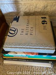 MaxSold Auction: Art & Photography Books  - Thousand Oaks (California, USA) PARTNER MANAGED Estate Sale Online Auction - Camino Roberto