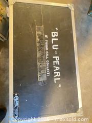 MaxSold Auction: Audio Equipment - Steinberg Midex 8 & Amplifier  - Thousand Oaks (California, USA) PARTNER MANAGED Estate Sale Online Auction - Camino Roberto