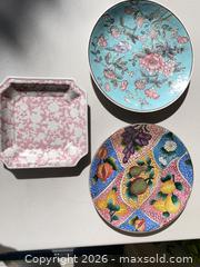 MaxSold Auction: Decorative Plates - Thousand Oaks (California, USA) PARTNER MANAGED Estate Sale Online Auction - Camino Roberto