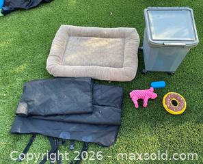 MaxSold Auction: Dog Bed, Food Container, Toys & More - Thousand Oaks (California, USA) PARTNER MANAGED Estate Sale Online Auction - Camino Roberto