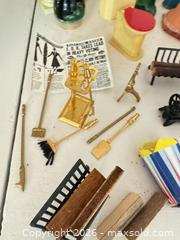 MaxSold Auction: Doll House Miniatures! Dizzying Array  - Thousand Oaks (California, USA) PARTNER MANAGED Estate Sale Online Auction - Camino Roberto