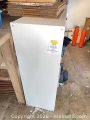 MaxSold Auction: Ikea White Shelving Unit - Thousand Oaks (California, USA) PARTNER MANAGED Estate Sale Online Auction - Camino Roberto