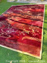 MaxSold Auction: Large Rug Made by Design Dimensions  - Thousand Oaks (California, USA) PARTNER MANAGED Estate Sale Online Auction - Camino Roberto