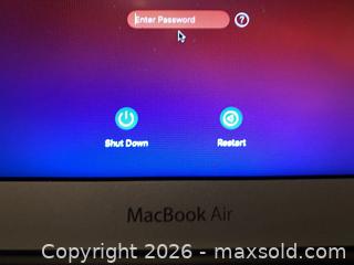 MaxSold Auction: MacBook Air & iPad 4th Generation - Thousand Oaks (California, USA) PARTNER MANAGED Estate Sale Online Auction - Camino Roberto