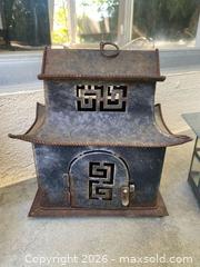 MaxSold Auction: Metal Garden Lanterns  - Thousand Oaks (California, USA) PARTNER MANAGED Estate Sale Online Auction - Camino Roberto