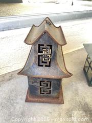 MaxSold Auction: Metal Garden Lanterns  - Thousand Oaks (California, USA) PARTNER MANAGED Estate Sale Online Auction - Camino Roberto