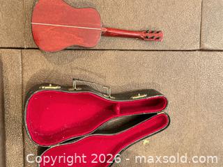 MaxSold Auction: Miniature Guitar Lion Trinket Box and More! - Thousand Oaks (California, USA) PARTNER MANAGED Estate Sale Online Auction - Camino Roberto