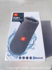 MaxSold Auction: New JBL Flip 3 Portable Bluetooth Speakers - Thousand Oaks (California, USA) PARTNER MANAGED Estate Sale Online Auction - Camino Roberto