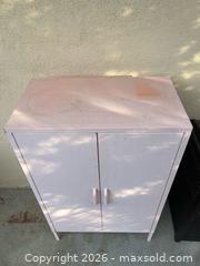 MaxSold Auction: Outdoor Metal Cabinet - Thousand Oaks (California, USA) PARTNER MANAGED Estate Sale Online Auction - Camino Roberto