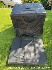 MaxSold Auction: Portable Photo Studios - Thousand Oaks (California, USA) PARTNER MANAGED Estate Sale Online Auction - Camino Roberto