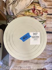 MaxSold Auction: Potter’s Wheel and Drafting Stool - Thousand Oaks (California, USA) PARTNER MANAGED Estate Sale Online Auction - Camino Roberto