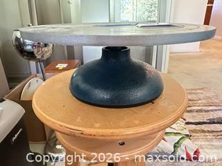 MaxSold Auction: Potter’s Wheel and Drafting Stool - Thousand Oaks (California, USA) PARTNER MANAGED Estate Sale Online Auction - Camino Roberto