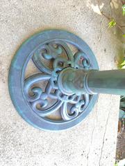 MaxSold Auction: Pure Garden Weather Resistant Resin Birdbath - Thousand Oaks (California, USA) PARTNER MANAGED Estate Sale Online Auction - Camino Roberto