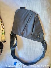 MaxSold Auction: Shoulder Totes & More - Thousand Oaks (California, USA) PARTNER MANAGED Estate Sale Online Auction - Camino Roberto