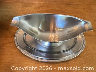 MaxSold Auction: Silverplate Trays and Bowls  - Thousand Oaks (California, USA) PARTNER MANAGED Estate Sale Online Auction - Camino Roberto