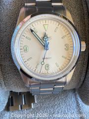 MaxSold Auction: Time Factors Smiths Everest PRS-25 Watch - Thousand Oaks (California, USA) PARTNER MANAGED Estate Sale Online Auction - Camino Roberto