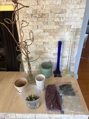 MaxSold Auction: Vases, Plant Pots, Marbles - Thousand Oaks (California, USA) PARTNER MANAGED Estate Sale Online Auction - Camino Roberto