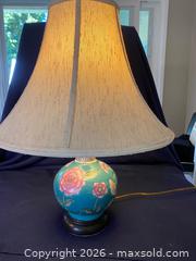 MaxSold Auction: Vintage Asian Inspired Porcelain Lamp - Thousand Oaks (California, USA) PARTNER MANAGED Estate Sale Online Auction - Camino Roberto