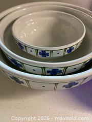 MaxSold Auction: Vintage Blue & White Ceramic & Glass Bowls  - Thousand Oaks (California, USA) PARTNER MANAGED Estate Sale Online Auction - Camino Roberto