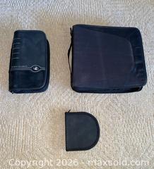 MaxSold Auction: Vintage CD Storage Cases with Music CDs - Thousand Oaks (California, USA) PARTNER MANAGED Estate Sale Online Auction - Camino Roberto