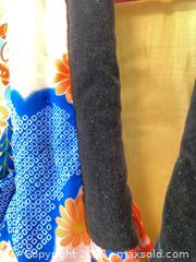 MaxSold Auction: Vintage Child’s Kimono Style Jacket, 1988 Hello Kitty Backpack & More! - Thousand Oaks (California, USA) PARTNER MANAGED Estate Sale Online Auction - Camino Roberto