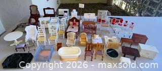 MaxSold Auction: Vintage Dollhouse Furniture  - Thousand Oaks (California, USA) PARTNER MANAGED Estate Sale Online Auction - Camino Roberto