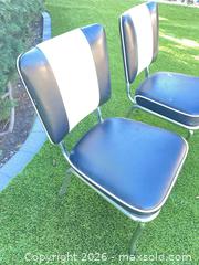 MaxSold Auction: Vintage Retro Dining Chairs - Thousand Oaks (California, USA) PARTNER MANAGED Estate Sale Online Auction - Camino Roberto