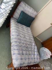 MaxSold Auction: Vintage Style Chaise Lounge - Thousand Oaks (California, USA) PARTNER MANAGED Estate Sale Online Auction - Camino Roberto