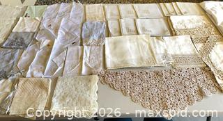 MaxSold Auction: Vintage Table Linens Lace and Embroidered Napkins and More - Thousand Oaks (California, USA) PARTNER MANAGED Estate Sale Online Auction - Camino Roberto
