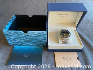 MaxSold Auction: VTG Baltic Aquascaphe Classic Blue Gilt Dive Watch - Thousand Oaks (California, USA) PARTNER MANAGED Estate Sale Online Auction - Camino Roberto