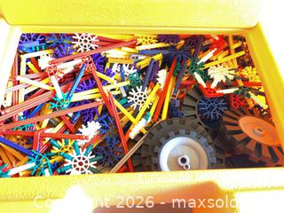 MaxSold Auction: VTG K'NEX Building Connector Set - Thousand Oaks (California, USA) PARTNER MANAGED Estate Sale Online Auction - Camino Roberto