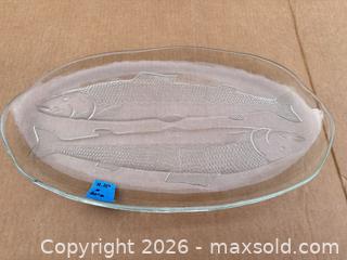 MaxSold Auction: Pressed Clear Glass Serving Platter with Embossed Fish - Saanich (British Columbia, Canada) SELLER MANAGED Downsizing Online Auction -  Dunsterville Avenue