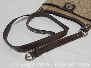 MaxSold Auction: Coach Penelope Signature Khaki Jacquard Hippie Crossbody Bag F19259 - Toronto (Ontario, Canada) PARTNER MANAGED Reseller Online Auction - Queen Street West