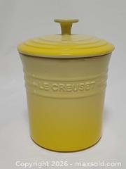 MaxSold Auction: Le Creuset Lemon Yellow 1.1 L Storage Jar - Toronto (Ontario, Canada) PARTNER MANAGED Reseller Online Auction - Queen Street West