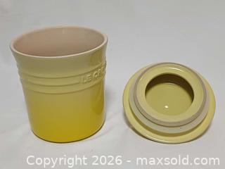 MaxSold Auction: Le Creuset Lemon Yellow 1.1 L Storage Jar - Toronto (Ontario, Canada) PARTNER MANAGED Reseller Online Auction - Queen Street West