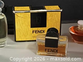 MaxSold Auction: Lot of 5 Vintage Miniature Perfume Bottle  - Toronto (Ontario, Canada) PARTNER MANAGED Reseller Online Auction - Queen Street West