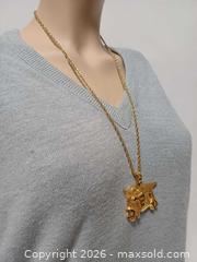 MaxSold Auction: Rare Vintage Robert Larin Modernist Abstract Gold Tone Pendant Necklace  - Toronto (Ontario, Canada) PARTNER MANAGED Reseller Online Auction - Queen Street West