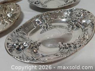 MaxSold Auction: Set Of 4 Vintage Birks Regency Silverplated Bread Plates - Toronto (Ontario, Canada) PARTNER MANAGED Reseller Online Auction - Queen Street West