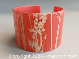 MaxSold Auction: Vintage Eco Resin Cuff Bracelet  - Toronto (Ontario, Canada) PARTNER MANAGED Reseller Online Auction - Queen Street West